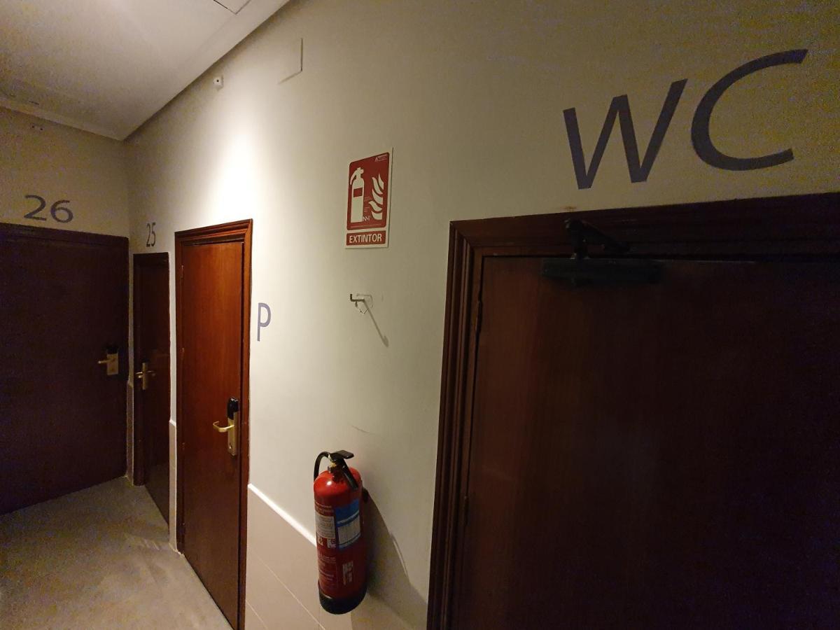 CH Plaza D'Ort Rooms Madrid Exterior foto