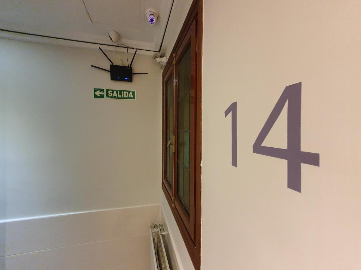 CH Plaza D'Ort Rooms Madrid Exterior foto