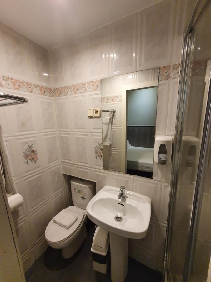 CH Plaza D'Ort Rooms Madrid Exterior foto