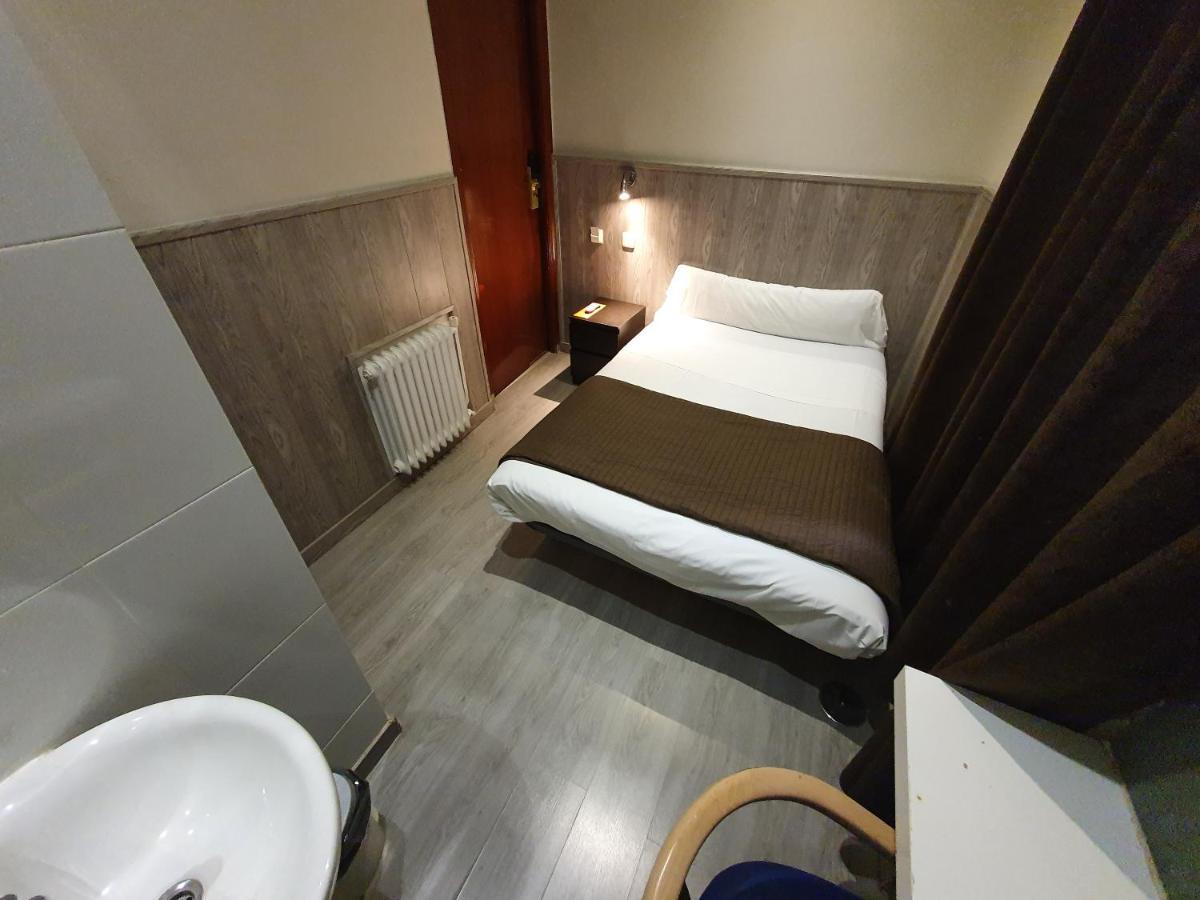 CH Plaza D'Ort Rooms Madrid Exterior foto